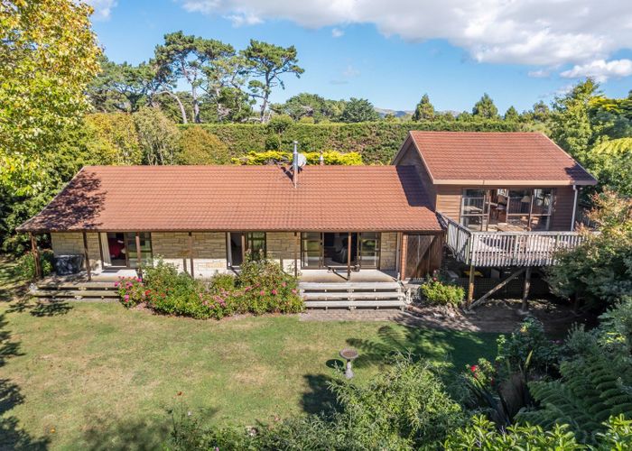 at 417c Grays Road, Pauatahanui, Porirua, Wellington