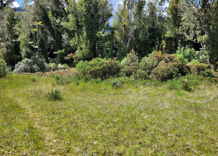  at 10 Alymer Place, Franz Josef Glacier