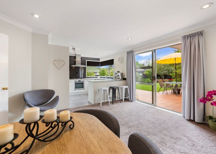  at 9 Solana Court, Botany Downs, Auckland