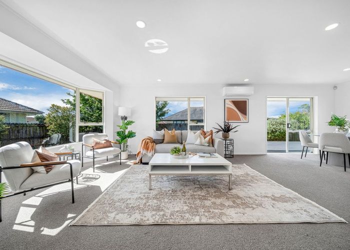  at 21 Glen Osborne Terrace, Flat Bush, Manukau City, Auckland