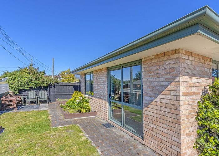  at 1/295 Pages Road, Wainoni, Christchurch City, Canterbury