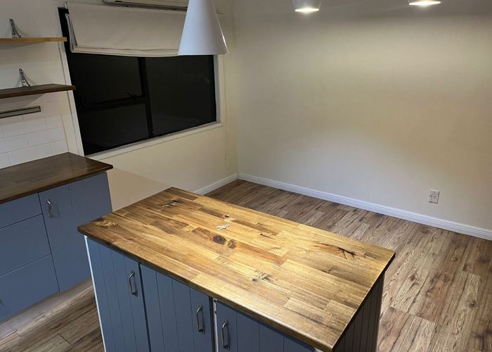  at 3 Melia Grove, Goodwood Heights, Auckland