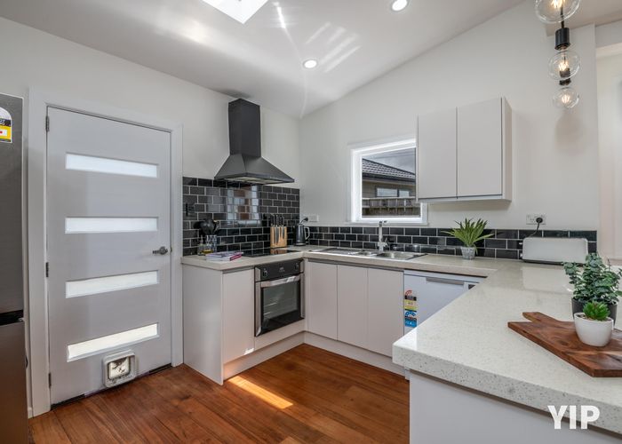  at 15 Clifford Road, Johnsonville, Wellington