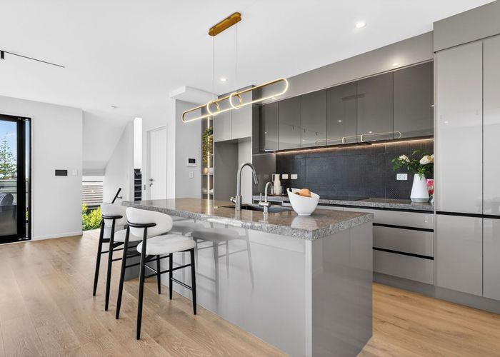  at 3/27 Hastings Road, Mairangi Bay, North Shore City, Auckland