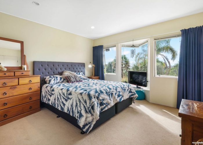  at 8 Jean Place, Stanmore Bay, Whangaparaoa