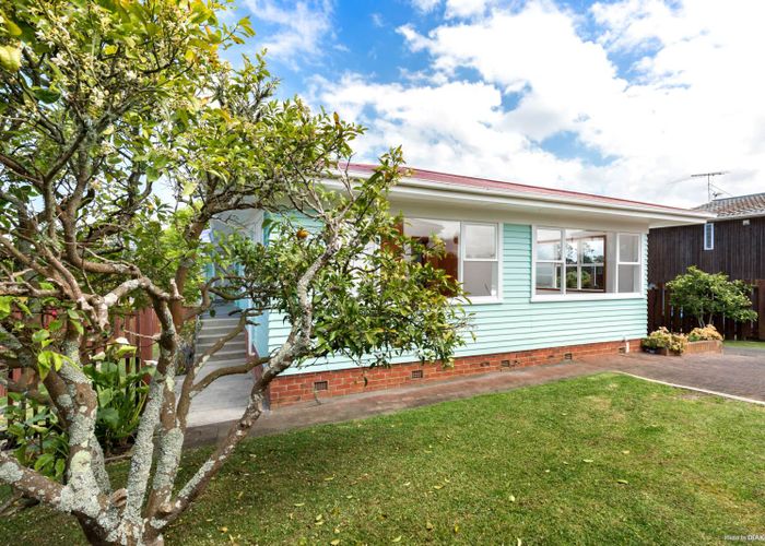  at 89 Donovan Street, Blockhouse Bay, Auckland