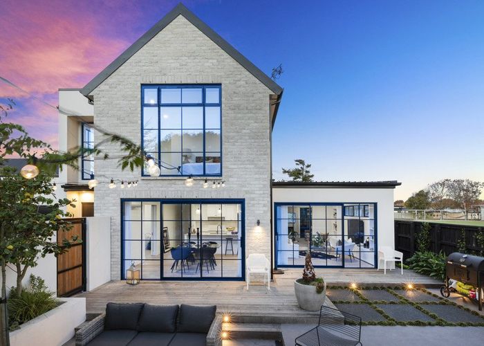  at 17 Kirkwood Avenue, Upper Riccarton, Christchurch