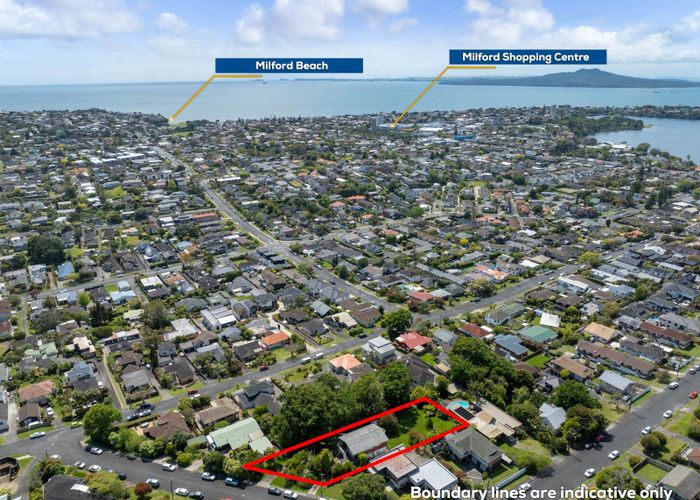  at 4 Lanark Street, Milford, North Shore City, Auckland