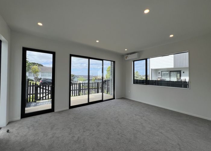  at 55B Redwood Drive, Massey, Waitakere City, Auckland