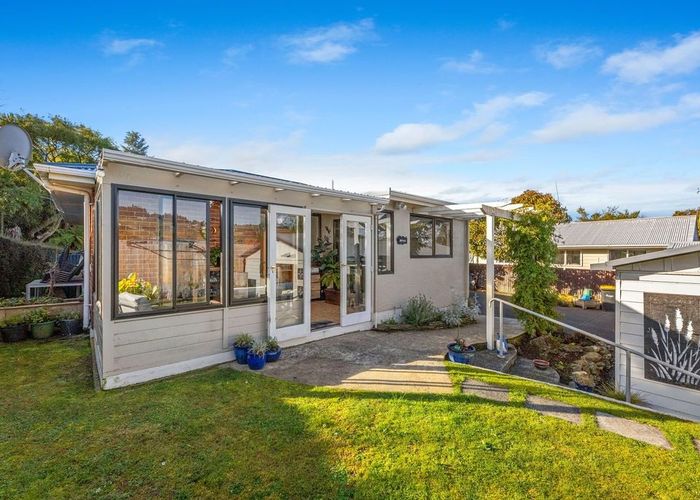  at 33 Fairview Terrace, Sawyers Bay, Dunedin