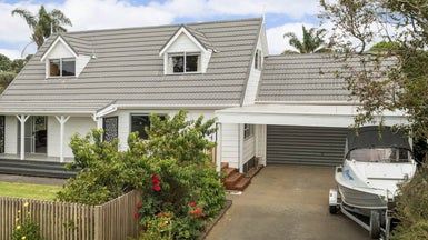  at 2 Marina Way, Katikati