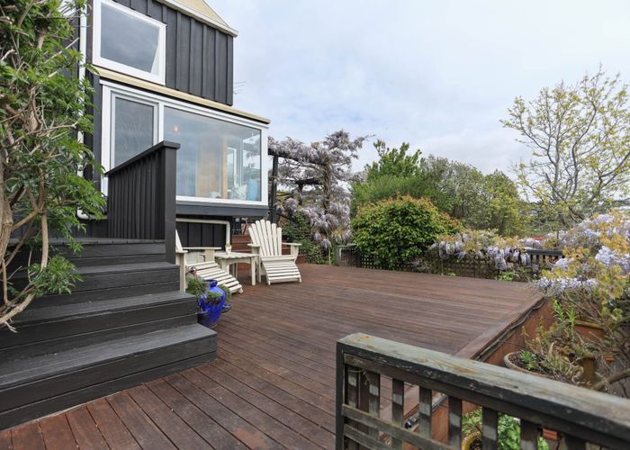 at 3 Westmere Lane, Mount Pleasant, Christchurch