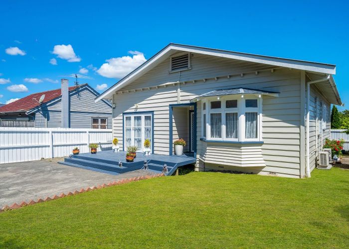  at 3 Freyberg Avenue, Papatoetoe, Auckland