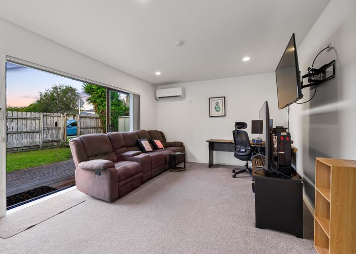  at 30c Daytona Road, Henderson, Waitakere City, Auckland