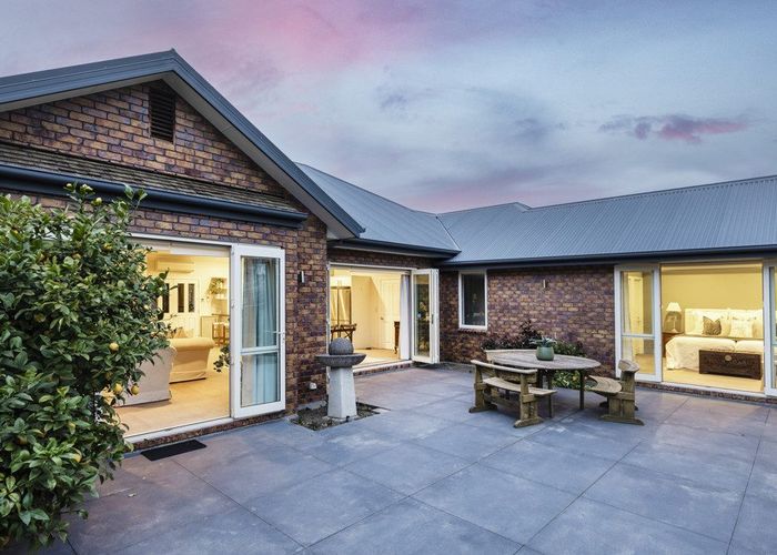  at 28 Glen Oaks Drive, Northwood , Christchurch City, Canterbury
