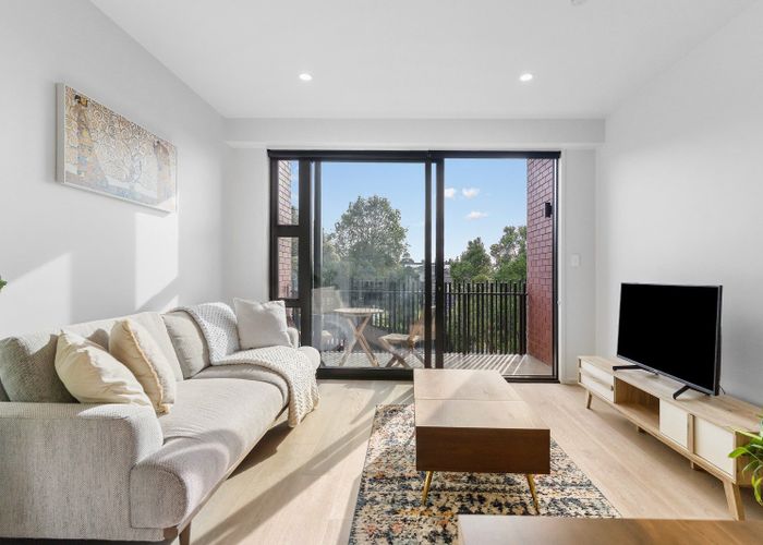  at 203/2 Ko Street, Northcote, North Shore City, Auckland