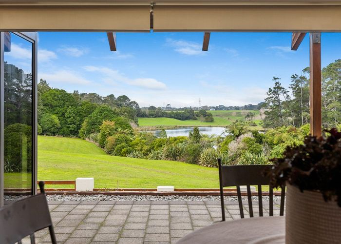  at 4 Kororako Grove, Whalers Gate, New Plymouth, Taranaki