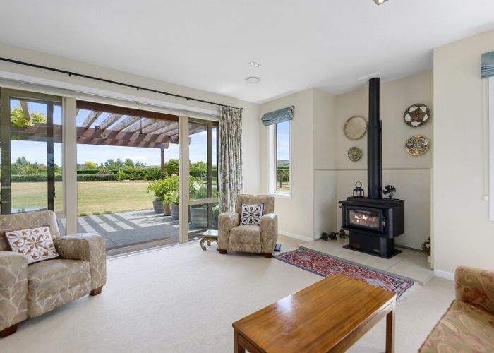  at 1 Whitcombe Place, Darfield, Darfield