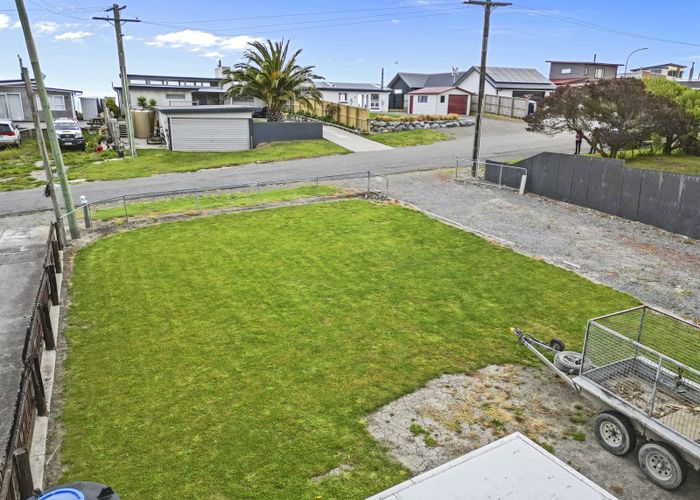  at 14 Hall Street, Motunau, Greta Valley