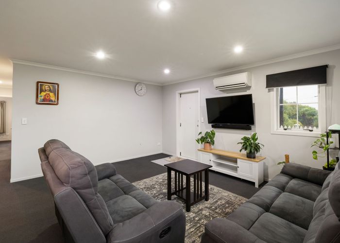  at 42 Queens Park Crescent, Frankton, Hamilton, Waikato