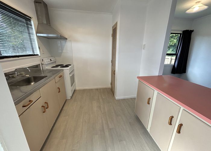  at 2A Hueglow Rise, West Harbour, Waitakere City, Auckland