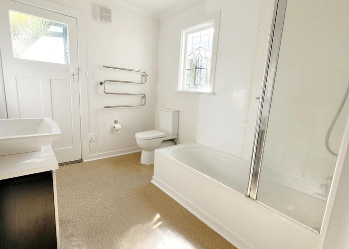  at 190 Barnard Street, Wadestown, Wellington