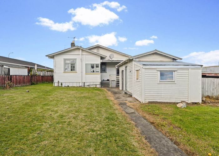  at 214 Shirley Road, Papatoetoe, Manukau City, Auckland