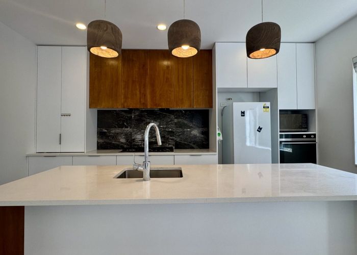  at 31a Wairau Rd, Forrest Hill, North Shore City, Auckland