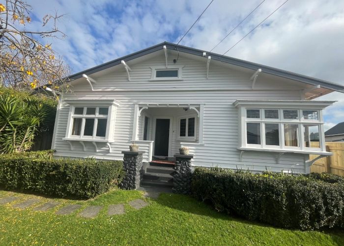  at 40 Waiwaka Terrace, Strandon, New Plymouth, Taranaki