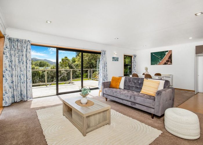  at 11 Marion Street, Macandrew Bay, Dunedin, Otago