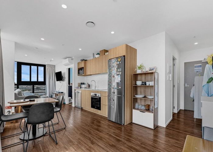  at 1204 A&B/20 Park Avenue, Ellerslie, Auckland City, Auckland