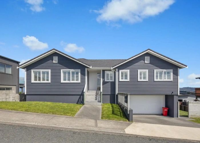  at 83 Spenmoor Street, Newlands, Wellington