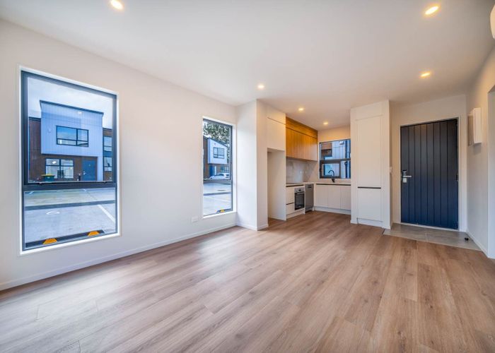 at 8/85 Cascades Road, Pakuranga Heights, Manukau City, Auckland