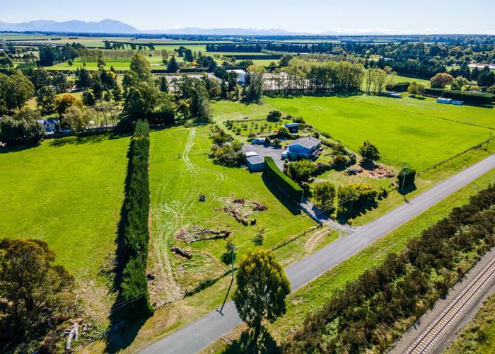  at 98 Hendersons Road, Tinwald, Ashburton