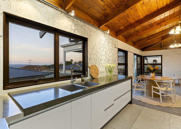  at 22B Rothesay Bay Road, Rothesay Bay, North Shore City, Auckland