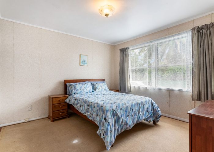  at 1/10 Frank Evans Place, Henderson, Waitakere City, Auckland