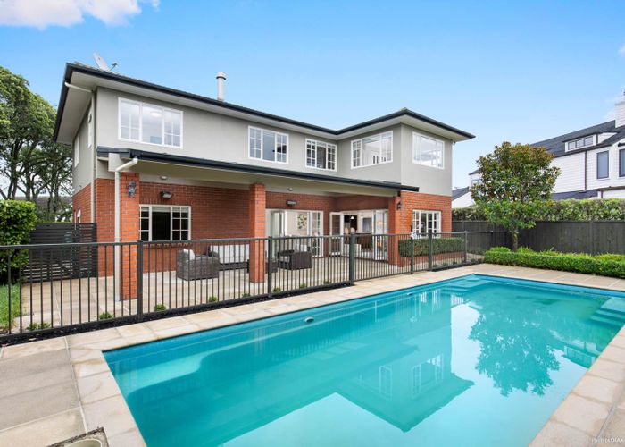  at 231 Bleakhouse Road, Mellons Bay, Auckland