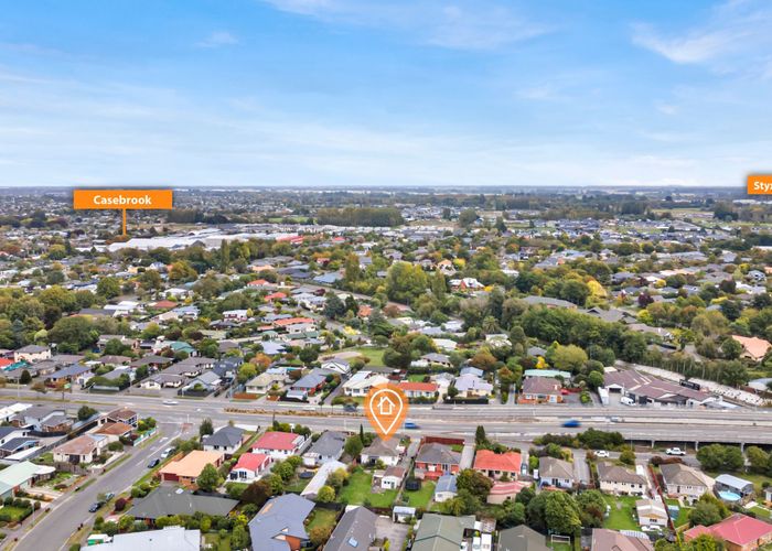  at 412 Main North Road, Redwood, Christchurch