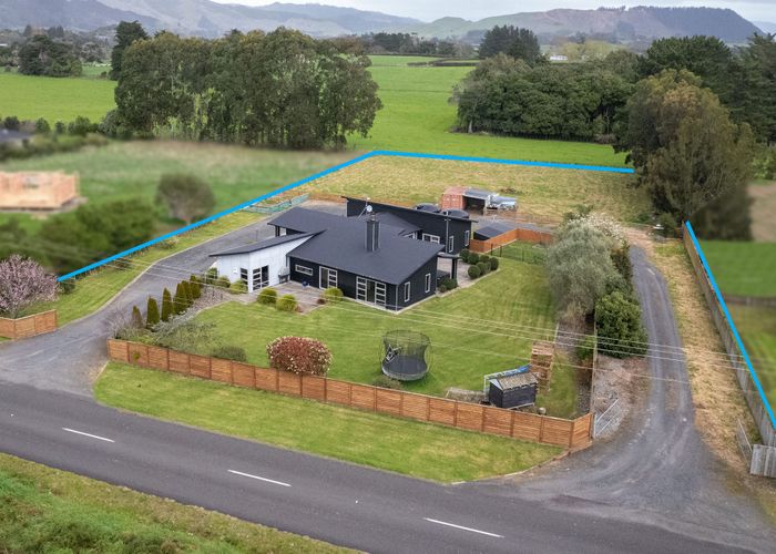  at 51 Waikawa Beach Road, Levin