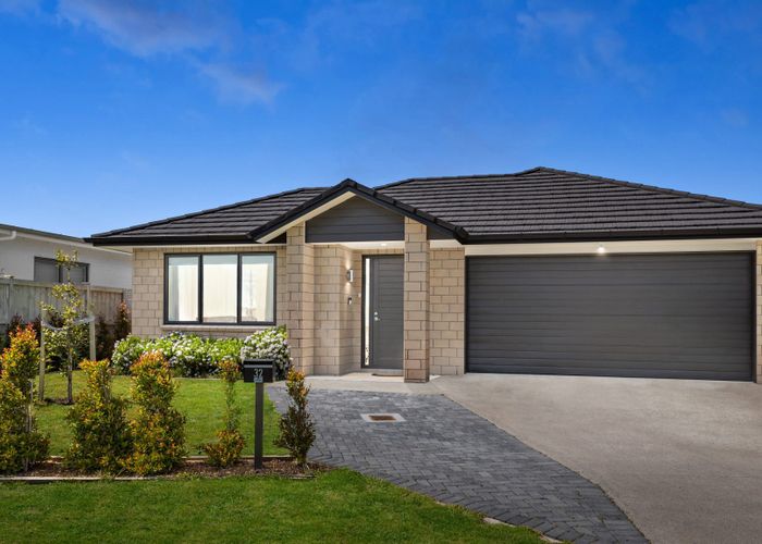  at 32 Te Napi Drive, Takanini, Auckland