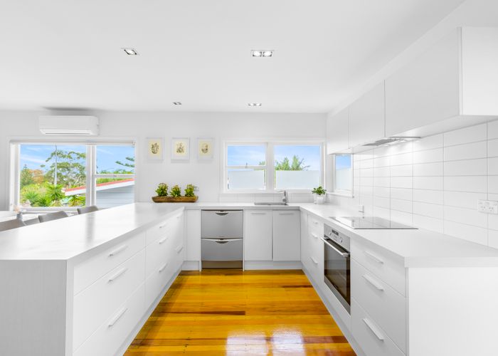  at 118 Union Road, Howick, Auckland
