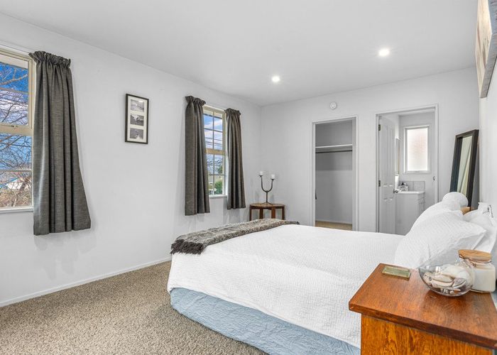  at 9E Crohane Place, Addington, Christchurch City, Canterbury