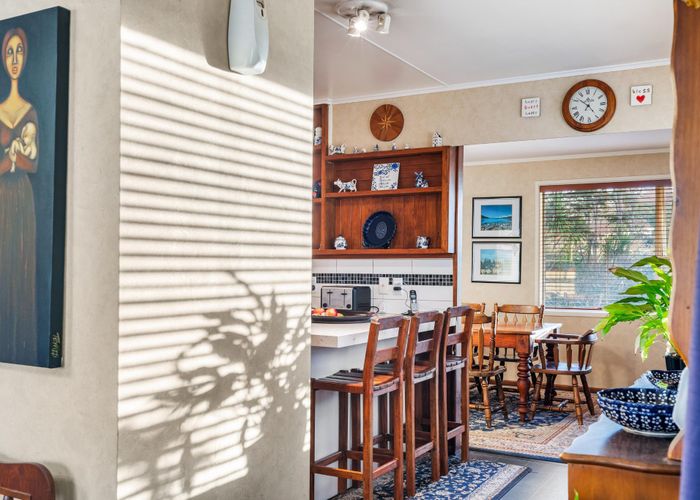  at 15 Anich Road, Massey, Waitakere City, Auckland