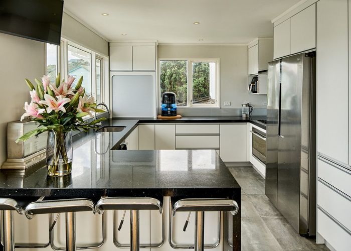  at 25 Eskdale Road, Papakowhai, Porirua, Wellington