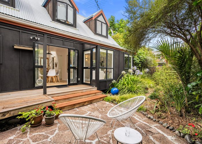  at 54A Richmond Avenue, Northcote Point, Auckland