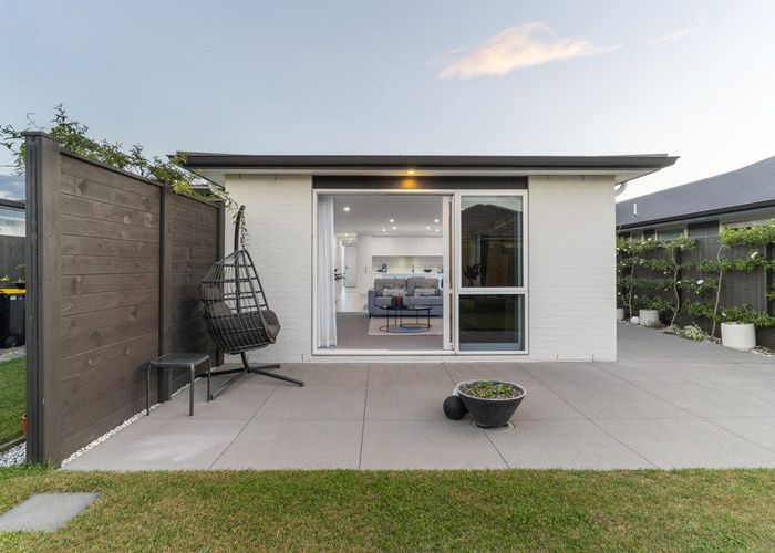  at 32 Awatira Drive, Papamoa Beach, Papamoa