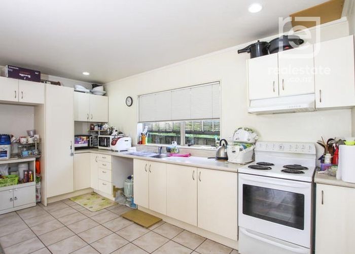  at 6 Gina Avenue, Ranui, Ranui, Waitakere City, Auckland