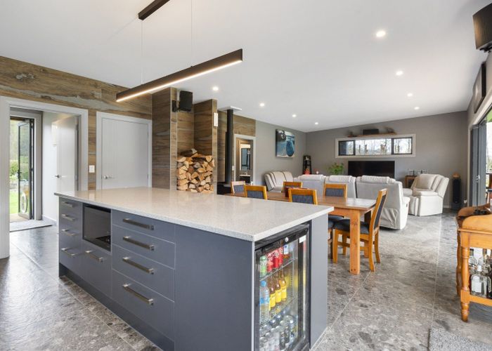  at 193 Rowes Road, Hunterville