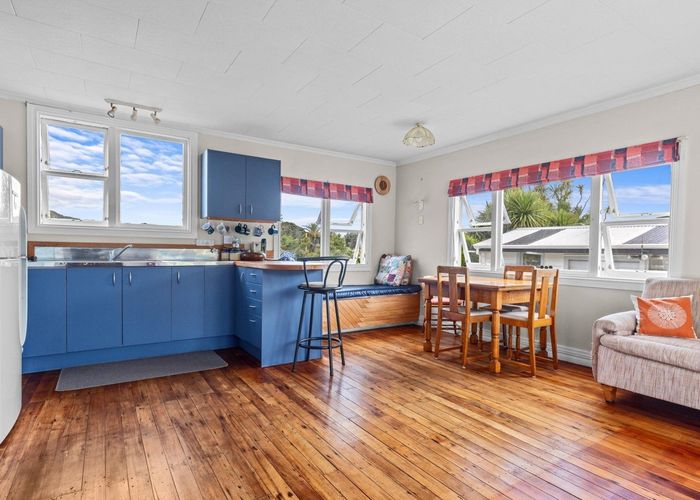  at 10 North Street, Mokau, New Plymouth, Taranaki