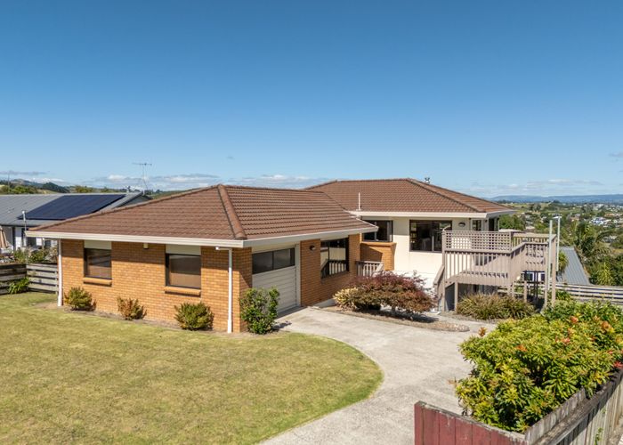  at 15 Philomel Crest, Welcome Bay, Tauranga, Bay Of Plenty